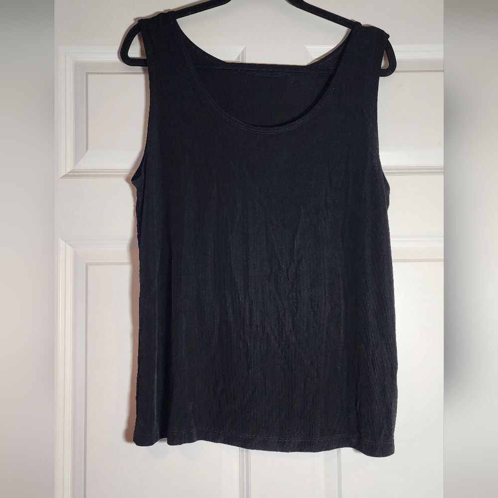 Super Stretchy Black Sleeveless Top